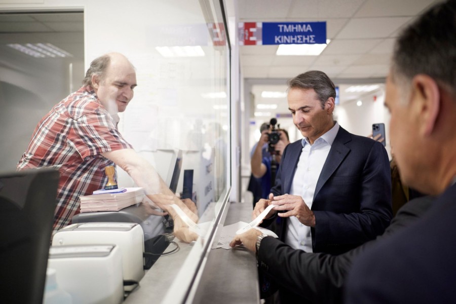 mitsotakis-epeigonta.jpg