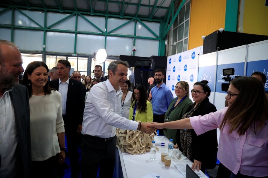mitsotakis-dypa10.jpg
