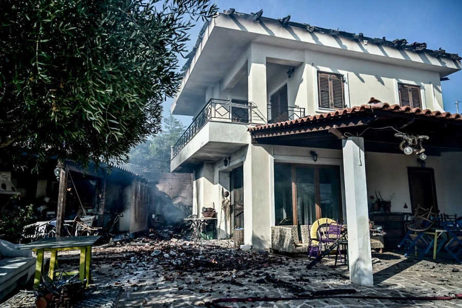 pyrkagia-palaia-fokia6.jpg