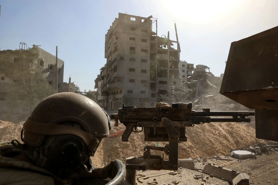 gaza-stratos-1.jpg