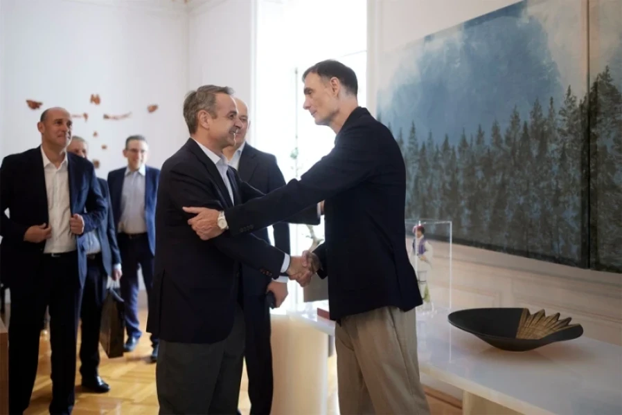 mitsotakis-olympiakos-8-bb719.webp