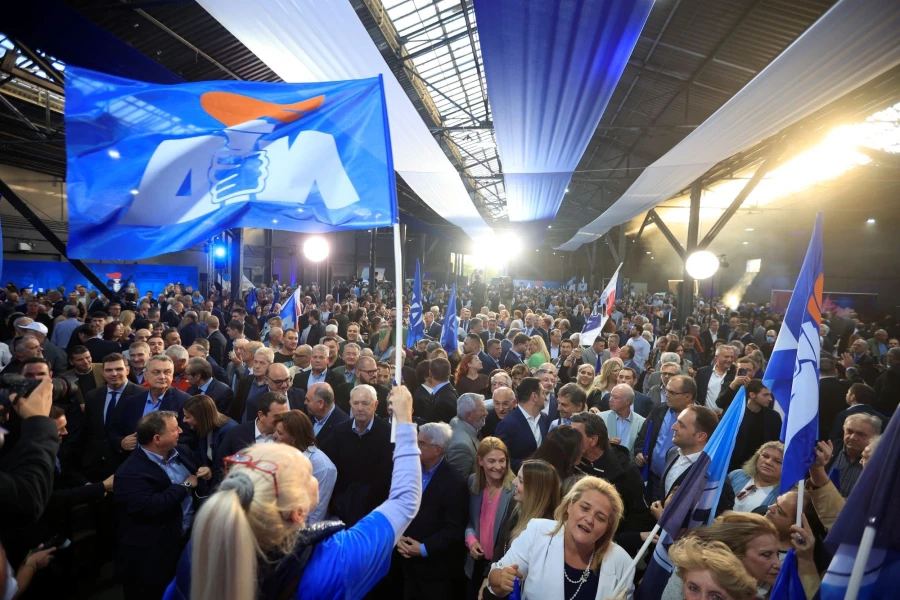 nea-dhmokratia-yXsGa.jpg