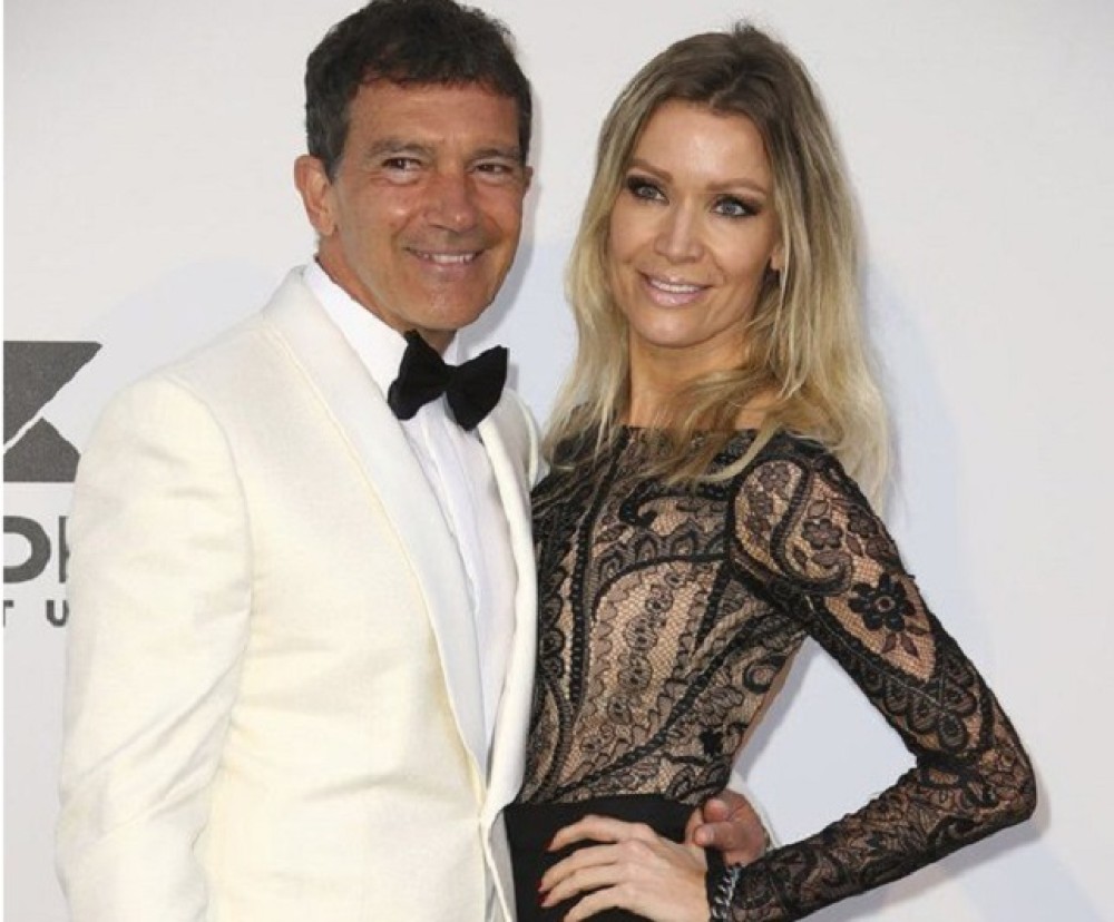 Κάννες: Ο Antonio Banderas στο κόκκινο χαλί με την σύντροφό του