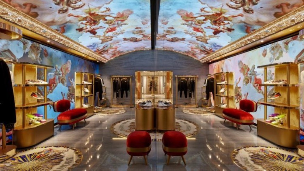 Ηρακλής και Αθηνά στο νέο Dolce &#038; Gabbana της Ρώμης