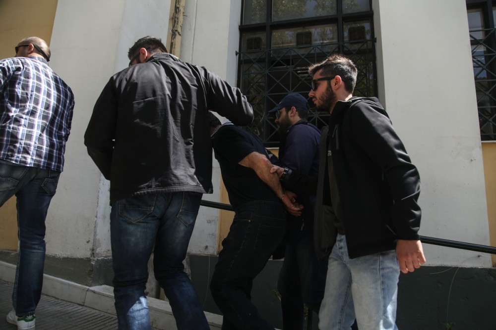 “Εσπασαν” τα ισόβια για τον παιδοκτόνο της Αγ. Βαρβάρας