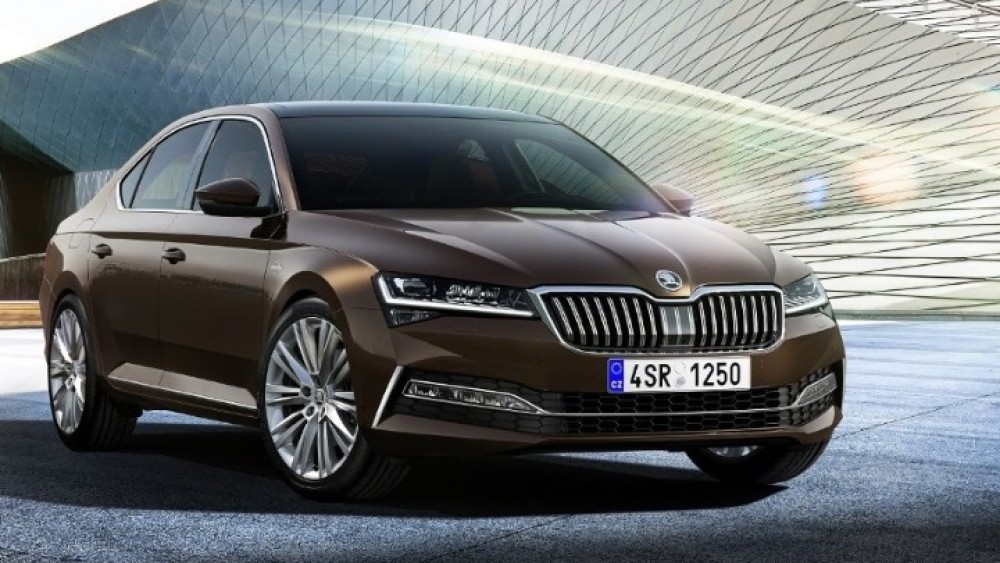 Skoda: Το Superb εκσυγχρονίζεται σχεδιαστικά και τεχνολογικά