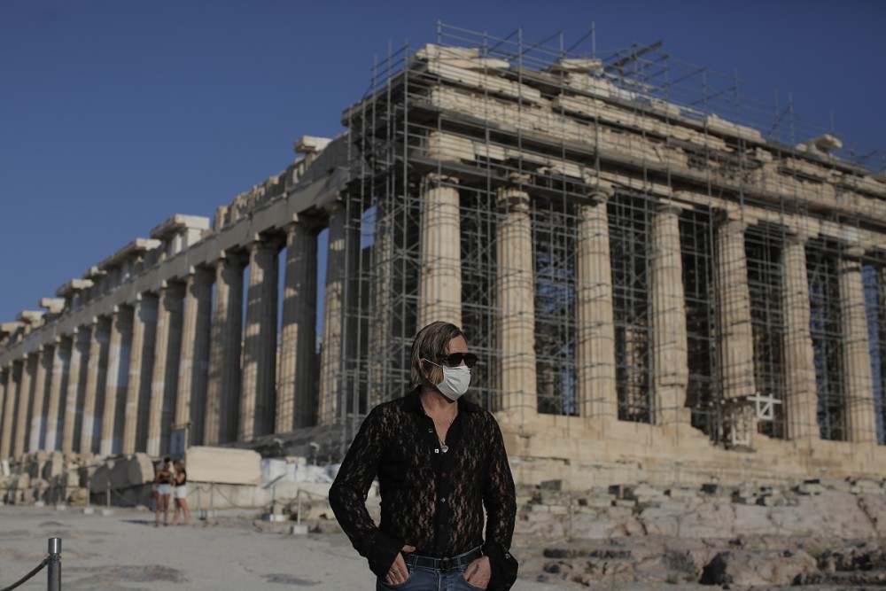 Στην Ακρόπολη ο Μίκι Ρουρκ