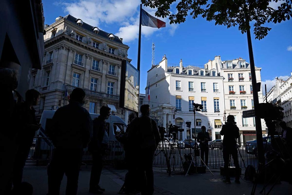 Γαλλία: Ξεπέρασαν τις 11.000 τα νέα κρούσματα κορωνοϊού