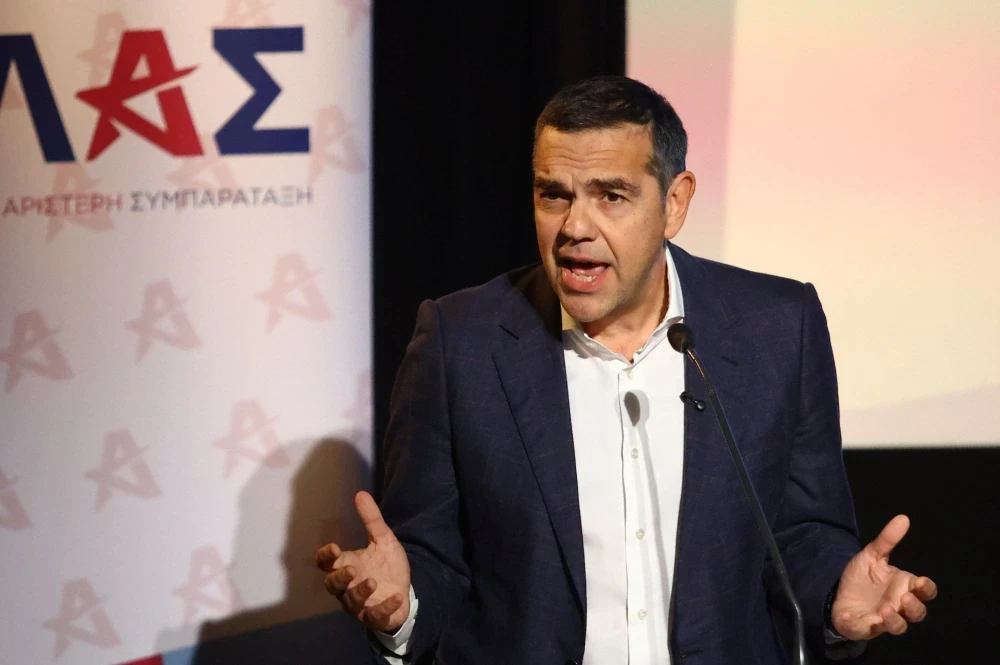 Τσίπρας: άρον άρον σε συνέδριο για να μαζέψει τα «ορφανά» του ΣΥΡΙΖΑ