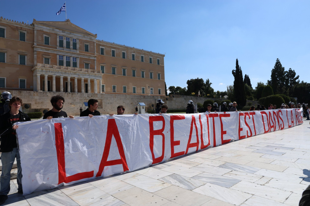 Ολοκληρώθηκαν τα συλλαλητήρια - Άνοιξαν οι δρόμοι και οι σταθμοί του μετρό (video)