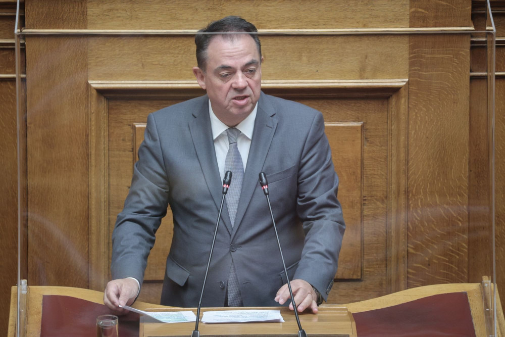 Μόνο αγάπη - EΛΑΣ-ΠΑΣΟΚ: ραντεβού στα δικαστήρια