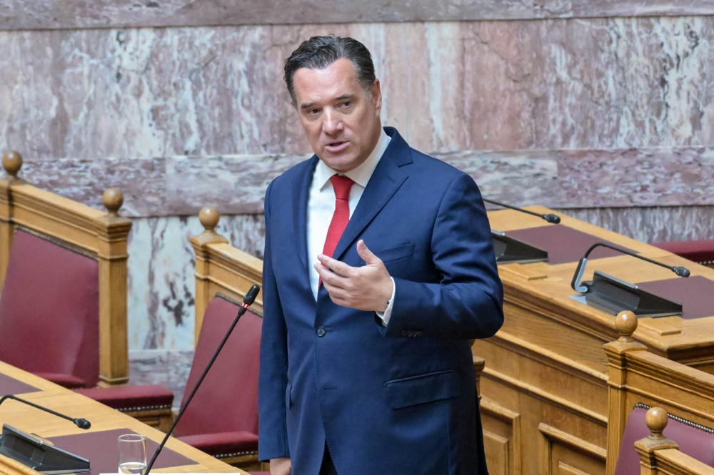 Άδωνις Γεωργιάδης: Ακροαριστερά γκρουπούσκουλα, αντί να σεβαστούν τους νεκρούς, διαδήλωσαν κατά του Ισραήλ