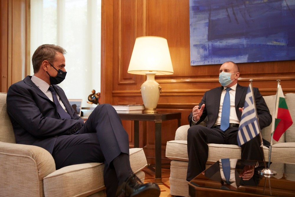 Μητσοτάκης-Radev: Συζήτησαν για τις προκλήσεις της Τουρκίας