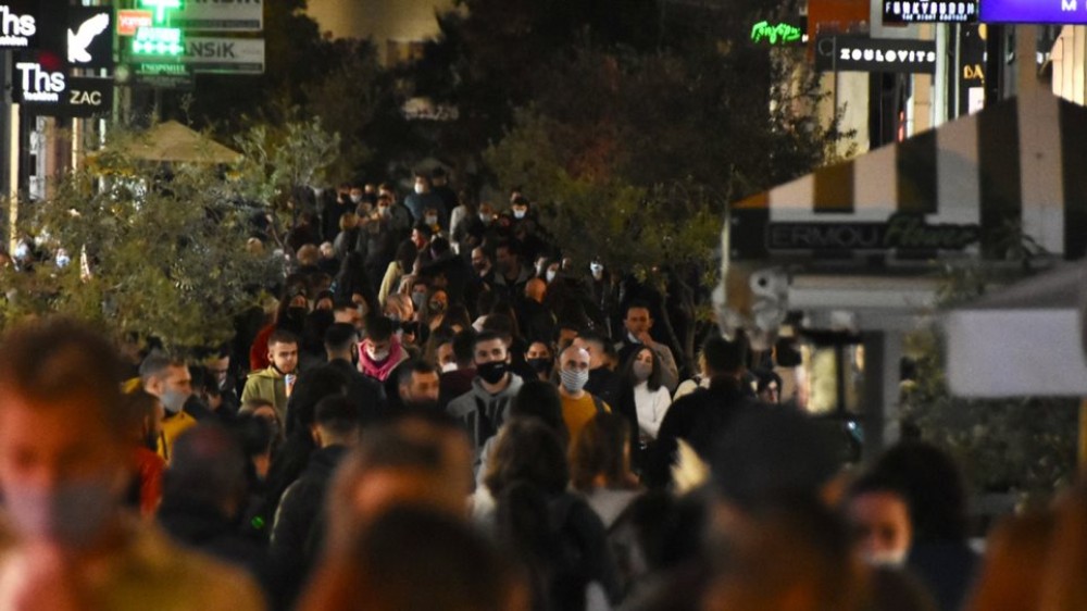 Κορωνοϊός: Ανευθυνότητα σε όλο της το μεγαλείο
