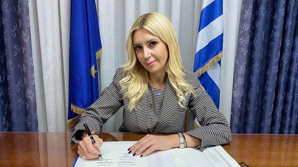 Φωτεινή Αραμπατζή: Το 50% των πολιτών θεωρεί αξιόπιστο τον Μητσοτάκη (video)