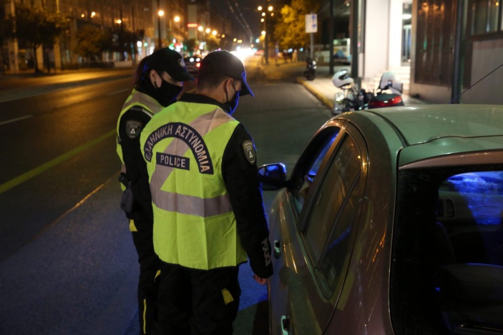 Θεσσαλονίκη: Τέσσερις προσαγωγές μετά από έλεγχο για συνωστισμό