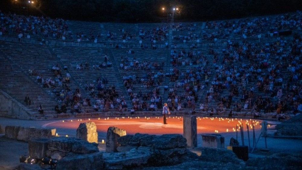 Μυσταγωγία με συναυλία Λεωνίδα Καβάκου σε έργα Μπαχ την Πρωτοχρονιά