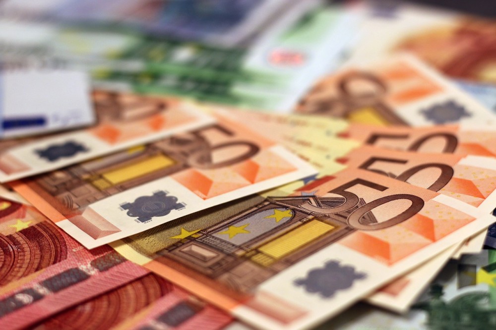Χωρίς αποκλεισμούς η επιστρεπτέα προκαταβολή 5