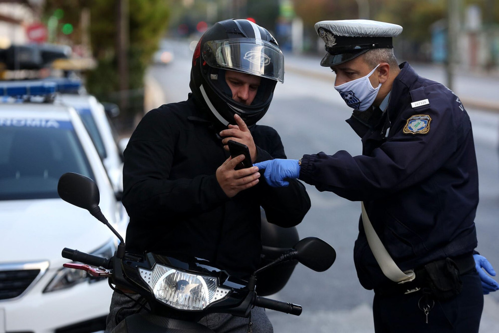 Κορωνοϊός: Σαρωτικοί έλεγχοι των Αρχών – Τσουχτερά πρόστιμα