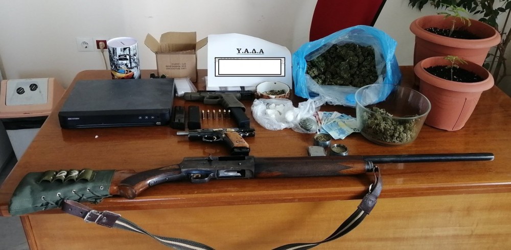 Επιχείρηση της ΕΛΑΣ στην Δυτική Αττική: 5 συλλήψεις και ο “χρυσός θρόνος” Εσκομπάρ
