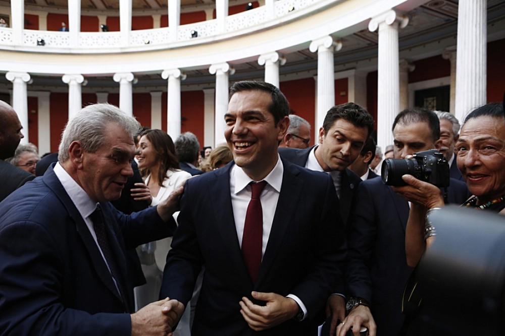 Ο (πεινασμένος) Τσίπρας μνημόνια ονειρεύεται!