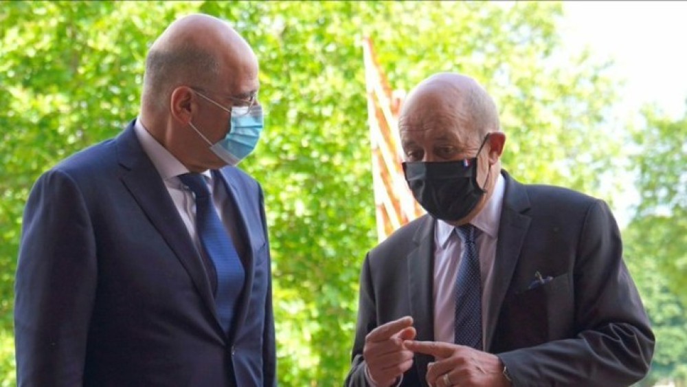 Δένδιας και Λε Ντριάν συζήτησαν για τις περιφερειακές εξελίξεις