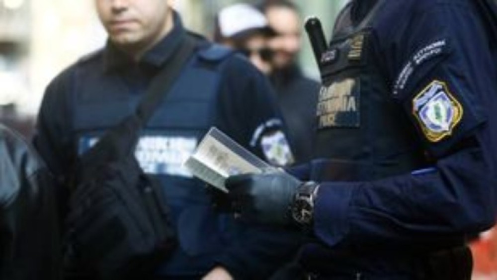 Συλλήψεις και πρόστιμα για παραβίαση των μέτρων κατά του κορωνοϊού