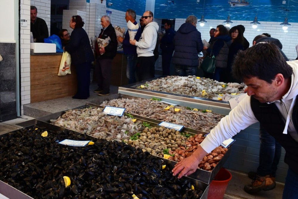 Τα μαγαζιά που θα λειτουργήσουν την Καθαρά Δευτέρα