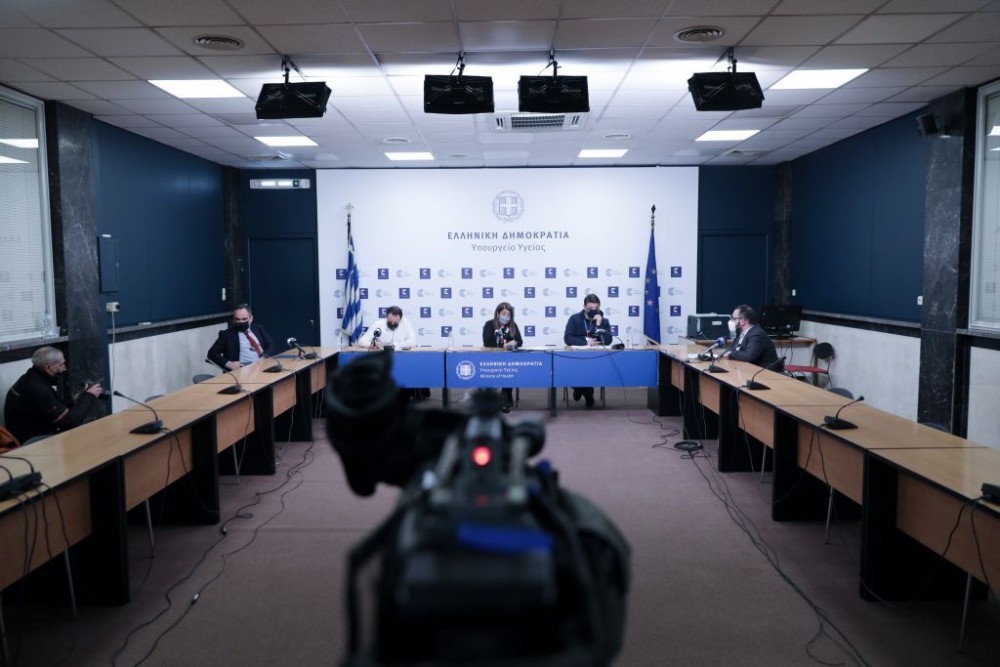 Live η ενημέρωση για τον κορωνοϊό