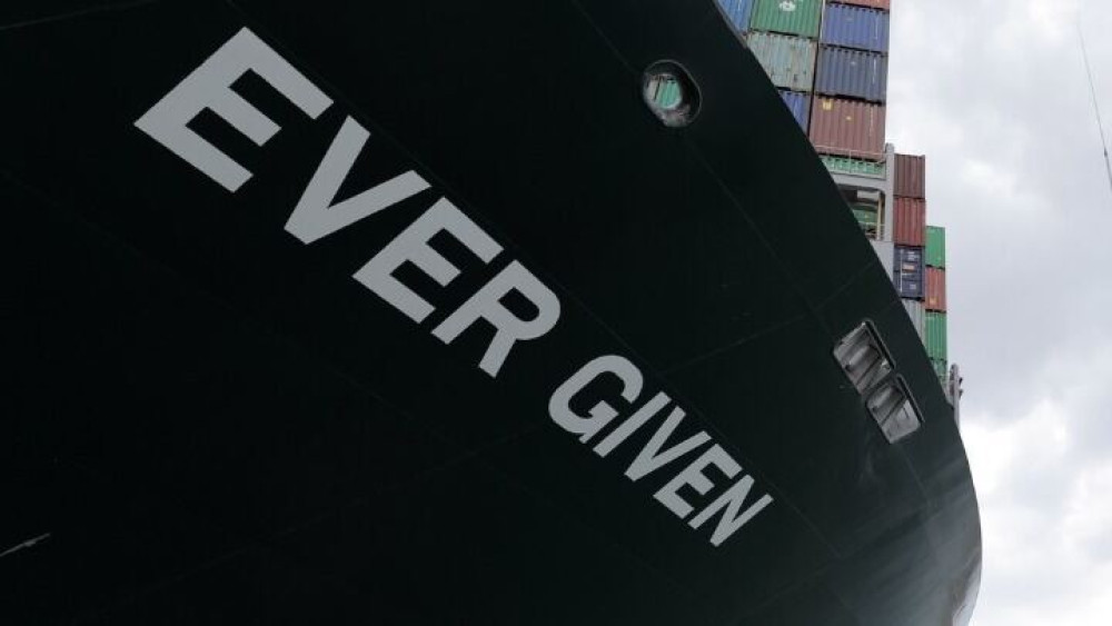 Δύο επιπλέον ρυμουλκά για το Ever Given
