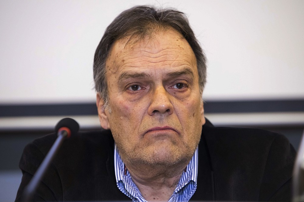 Χυδαιότητες από τον Νεφελούδη του ΣΥΡΙΖΑ: “Μας κυβερνά μια συμμορία” (vid)