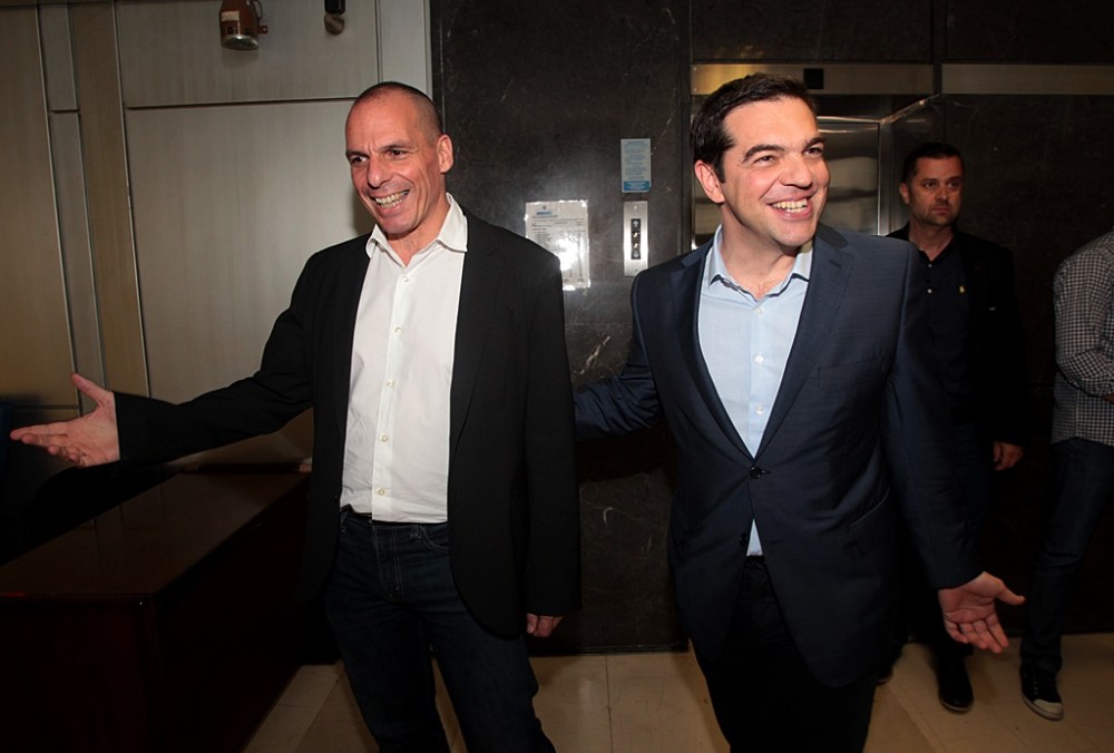 Φήμες για επιστροφή Βαρουφάκη στον ΣΥΡΙΖΑ