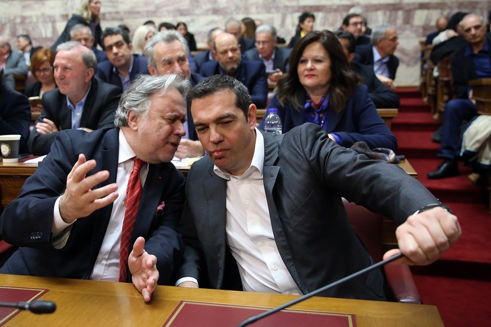 Μικροπολιτική και η πατρίδα στα ζάρια από τον ΣΥΡΙΖΑ