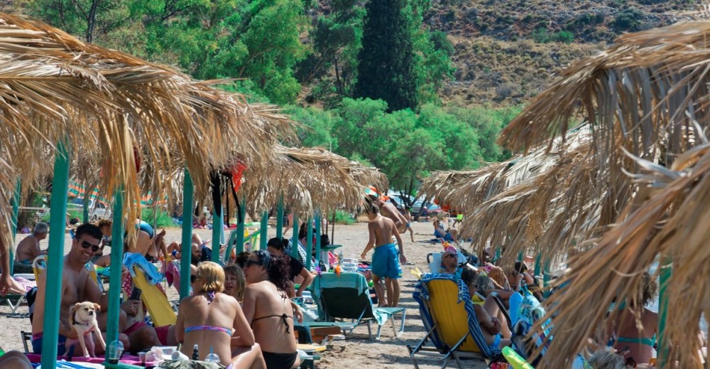 Απεργία και πορείες με καύσωνα – Στα ύψη ο υδράργυρος