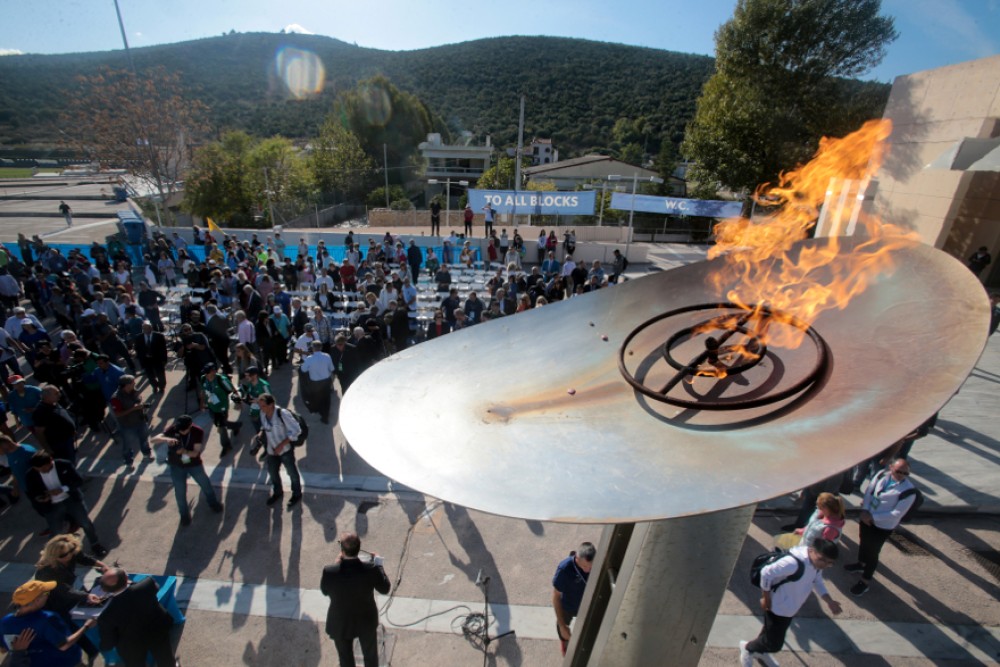 Άναψε η φλόγα του 37ου Μαραθωνίου Αθήνας
