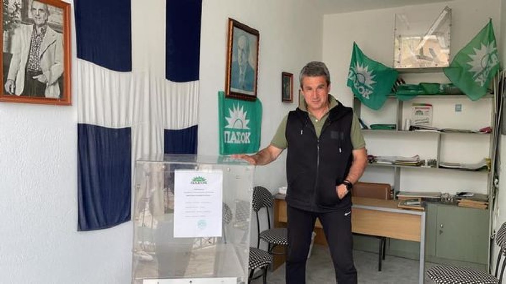 Λοβέρδος σε Τοπική του ΠΑΣΟΚ- Να ανοίξουμε σε όλη την Ελλάδα ξανά τα γραφεία της παράταξης