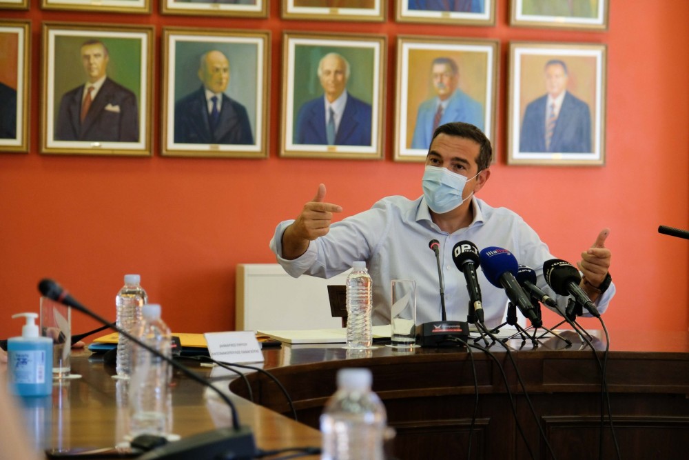 Νέα Δημοκρατία: Περιφερόμενος Μαυρογιαλούρος ο Τσίπρας