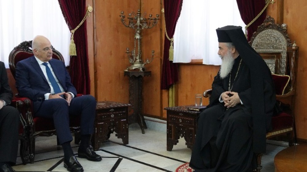Συναντήσεις Δένδια με Πατριάρχη Ιεροσολύμων και ΥΠΕΞ του Ισραήλ