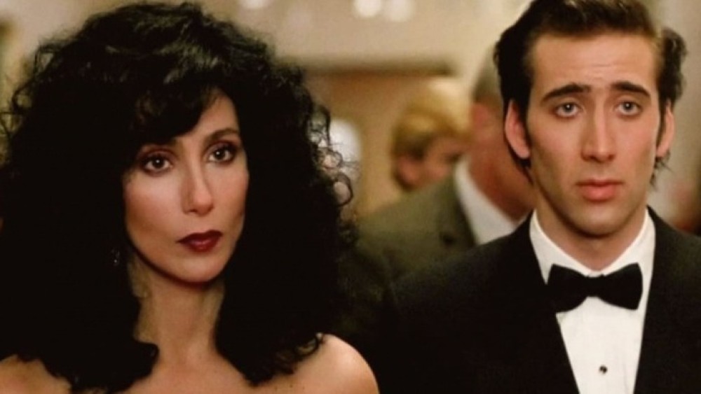 Σερ: Στα 75 της παραμένει θρυλική θεά του Χόλιγουντ – Από τις Γοργόνες μέχρι το Μπουρλέσκ