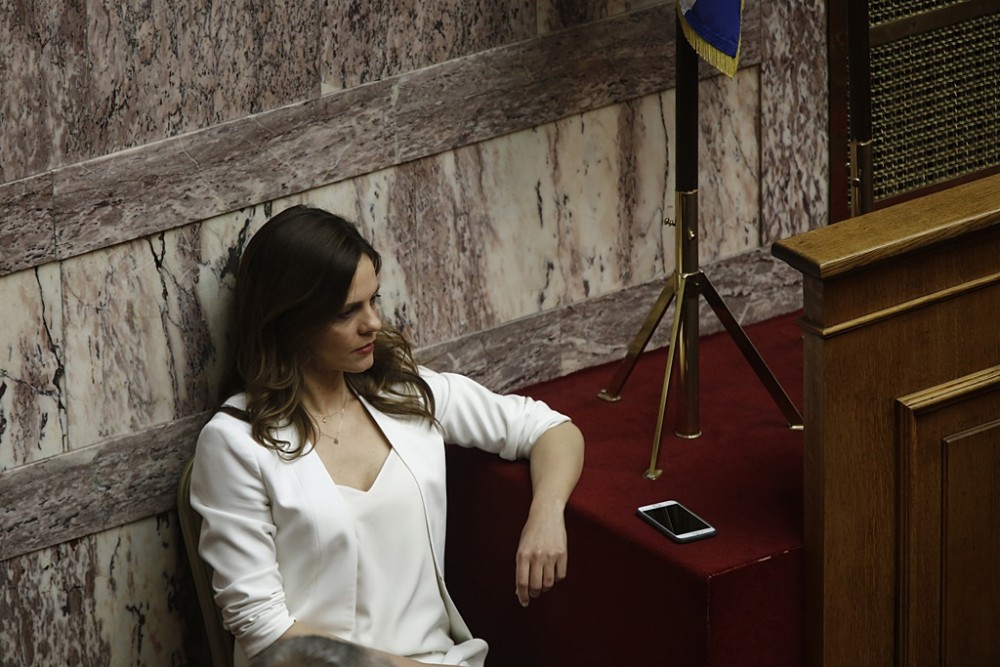 Ηχηρό &#8220;μήνυμα&#8221; Αχτσιόγλου προς Τσίπρα για την επόμενη ημέρα στον ΣΥΡΙΖΑ (vid)