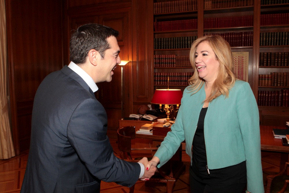 Οι δημοσκοπήσεις και η περίεργη σύμπλευση στελεχών ΣΥΡΙΖΑ-ΚΙΝΑΛ