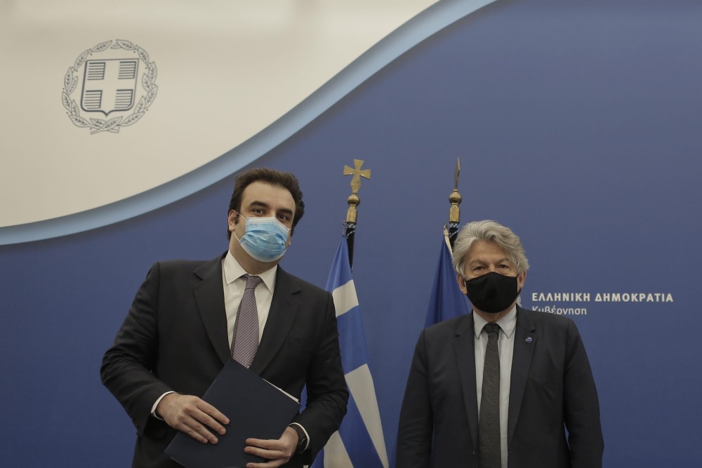 Μπρετόν σε Πιερρακάκη για ψηφιακό πιστοποιητικό: &#8220;Μας δίνετε παραδείγματα που ακολουθούμε&#8221;
