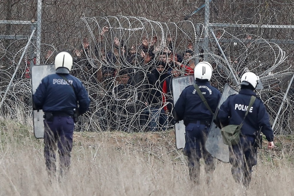 «Αστακός» ο Έβρος -Θερμικές κάμερες, ραντάρ, drones και ζέπελιν στη φύλαξη των συνόρων