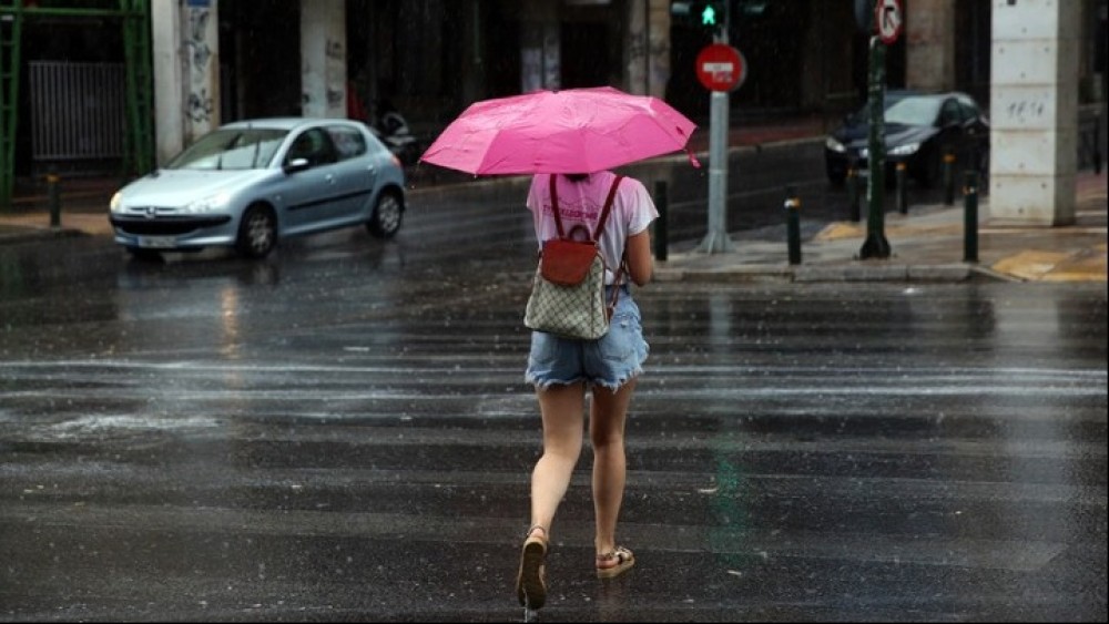 Αλλάζει ο καιρός: Έρχονται καταιγίδες, ισχυροί άνεμοι και χαλάζι