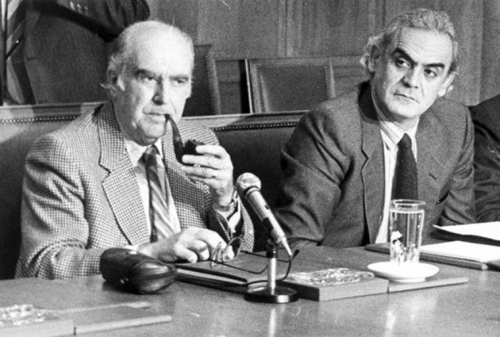 Παπανδρέου-Τσοχατζόπουλος: Η σχέση αφοσίωσης του Άκη με τον Ανδρέα