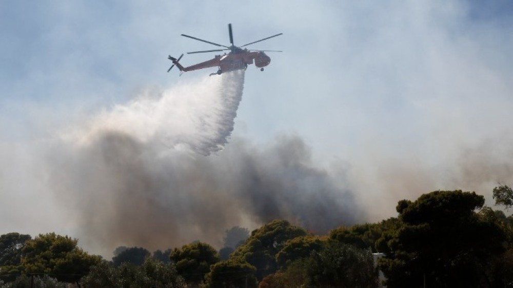 Οριοθετήθηκε η πυρκαγιά στην Ανάβυσσο