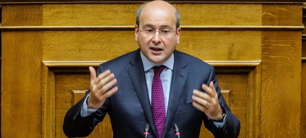 Χατζηδάκης: Η «κακιασμένη» και ψευδομανής αντιπολίτευση δεν έχει όριο