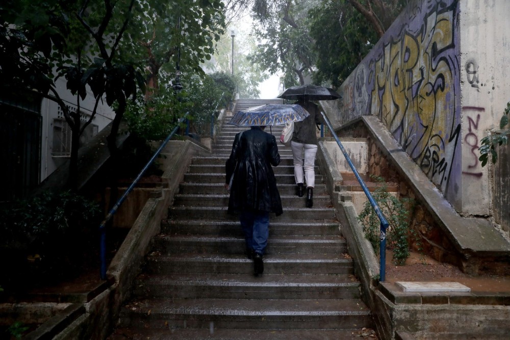 Καιρός: Βροχές και σήμερα-Πού αναμένονται καταιγίδες