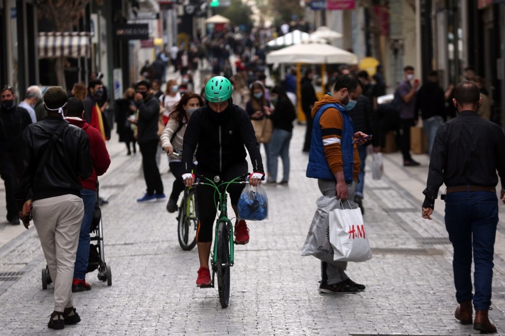 Πρόβλεψη Θωμαΐδη για 8.000 κρούσματα σήμερα-Αύξηση 61% στα λύματα της Αττικής