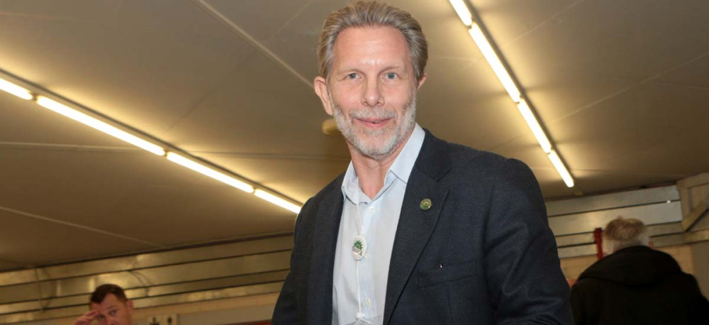 Η ρετρό «πράσινη Κρήτη» του Παύλου Γερουλάνου, με τη βοήθεια του AI